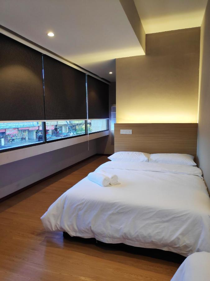 Ez Suites Bandar Seri Begawan Esterno foto