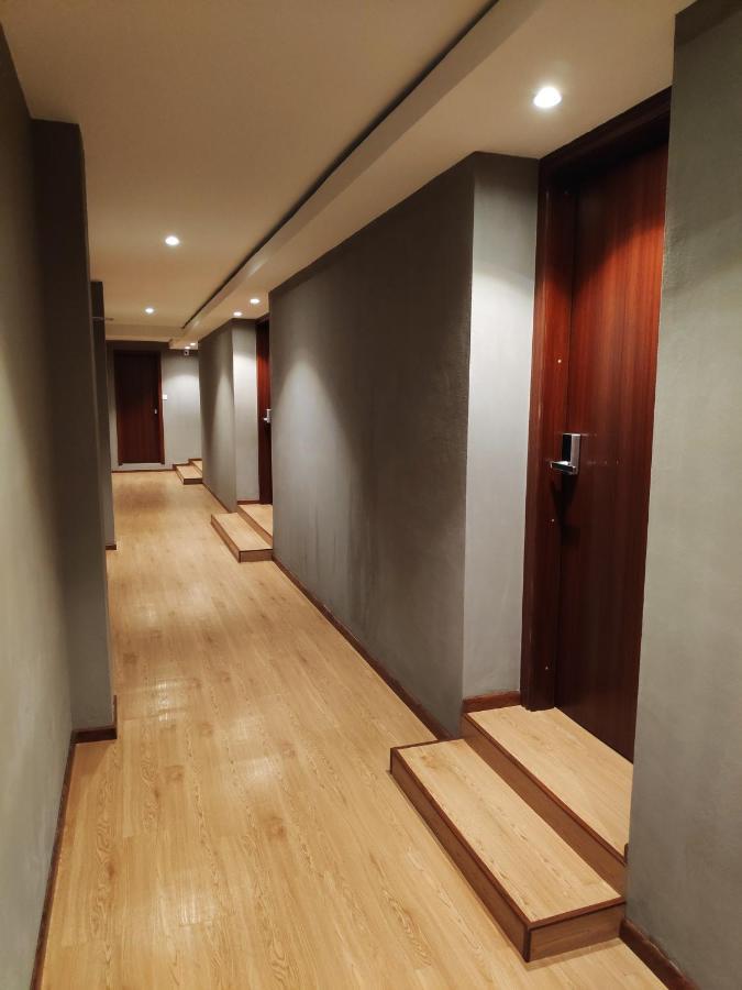 Ez Suites Bandar Seri Begawan Esterno foto
